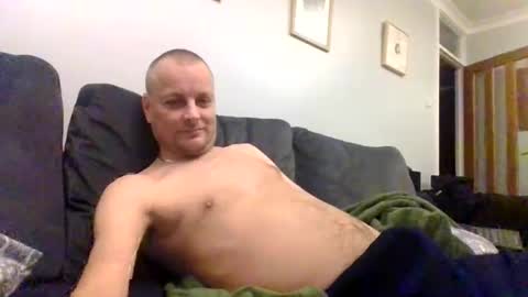 Snapshot of rotunda1874 chatting on 11.12.25 rotunda1874 online show from 11.12.25