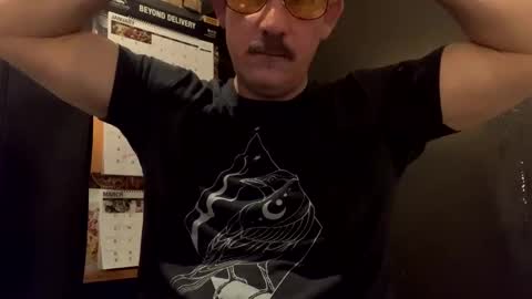 roundthebend8 online show from 02.25.25