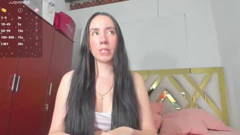 rousee_yarelds online show from 02.02.25