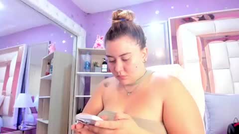 Snapshot of rousse_millers chatting on 06.12.26 Rousse online show from 06.12.26