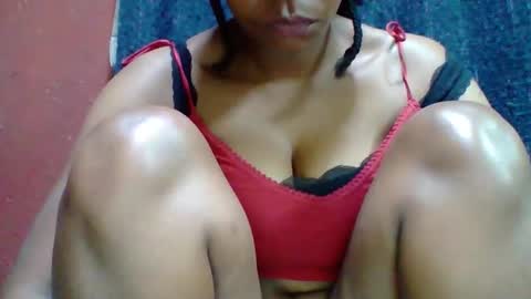 rovaelyah online show from 09.27.25