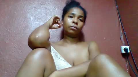 rovaelyah online show from 11.20.25