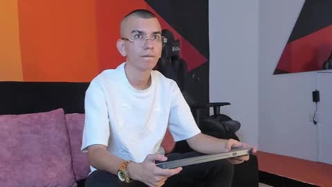 Rowan online show from 09.24.25