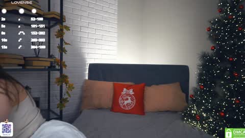 Snapshot of rowenahallman chatting on 12.30.24 Michelle online show from 12.30.24