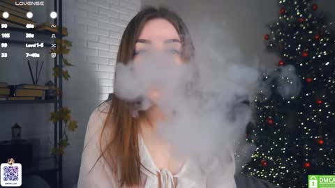 Snapshot of rowenahallman chatting on 01.11.25 Michelle online show from 01.11.25