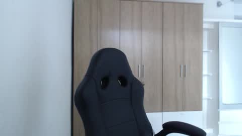 Roxana online show from 11.23.25