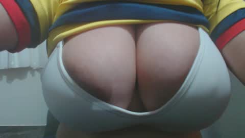 Snapshot of roxanbahottt chatting on 02.07.26 roxxy online show from 02.07.26