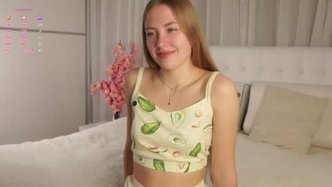 Anna Lokiss online show from 10.17.25