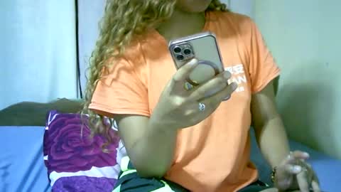 roxanne_98 online show from 01.10.26