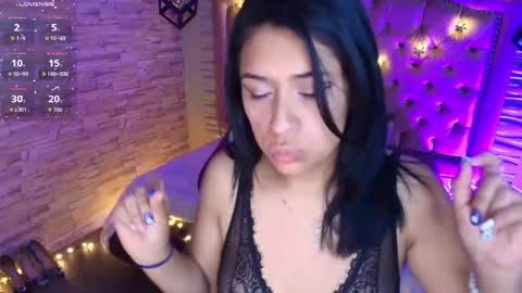 roxanne_han online show from 09.21.25