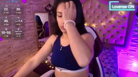 roxanne_han online show from 11.08.25