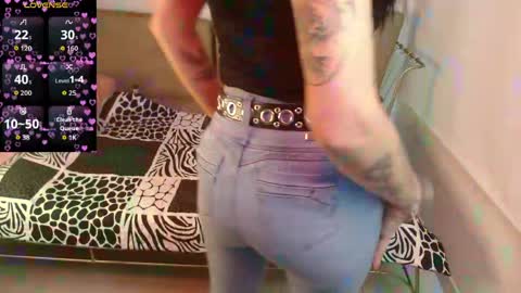 Roxanne online show from 04.18.26