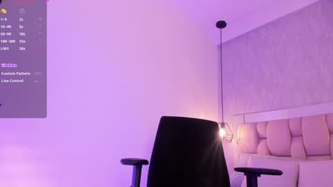 Roxie  online show from 01.30.25