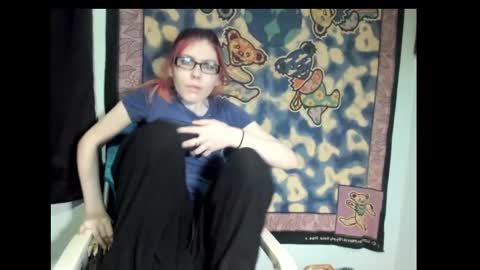 Snapshot of roxihazeleyes chatting on 03.09.25 roxihazeleyes online show from 03.09.25
