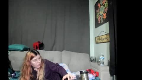 roxihazeleyes online show from 10.25.25