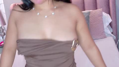 Snapshot of roxiplace chatting on 05.31.26 Roxi online show from 05.31.26