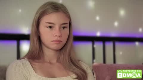 Snapshot of roxxxie_reid chatting on 10.24.25 Roxieex ABBY online show from 10.24.25