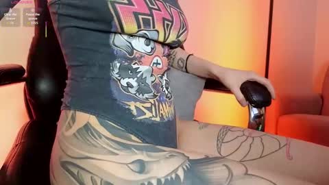 Roxy Joy online show from 04.10.26