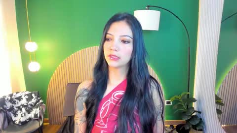 Roxy hell online show from 10.08.25