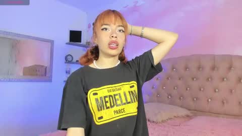 roxy_jones_ online show from 02.09.25