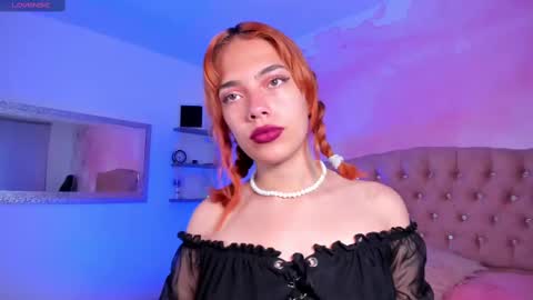 roxy_jones_ online show from 02.19.25