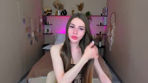 Roxy online show from 10.20.25