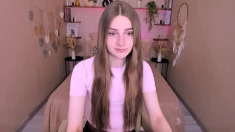 Snapshot of roxy_kisss chatting on 05.18.26 Roxy online show from 05.18.26