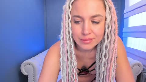 Roxy online show from 12.10.24