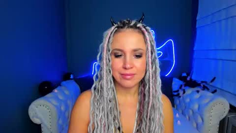 Roxy online show from 11.01.25