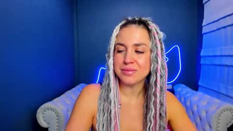 Roxy online show from 12.01.25