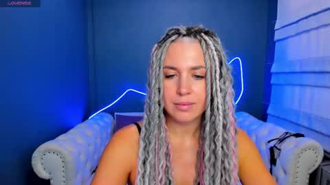 Roxy online show from 03.27.26