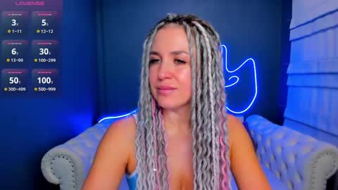 Roxy online show from 04.07.26