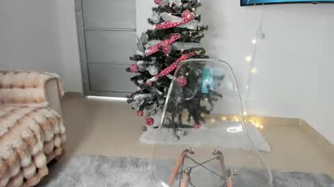 Snapshot of roxy_pk_ chatting on 12.08.24 R O X Y online show from 12.08.24