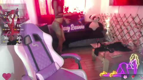 Snapshot of roxy_roxxan chatting on 05.10.26 - online show from 05.10.26
