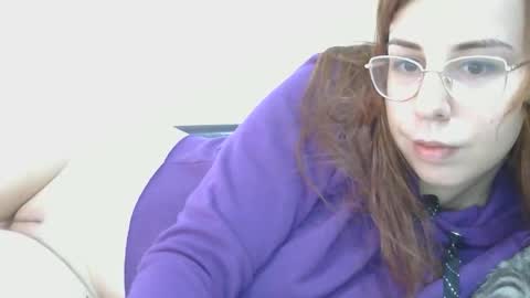 Snapshot of roxy_secrets chatting on 10.02.25 roxy secrets online show from 10.02.25