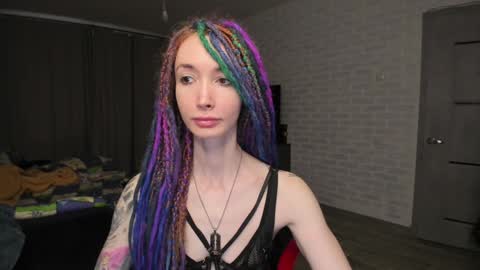 Roxy online show from 01.11.25