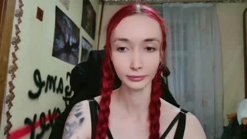 Snapshot of roxy_silver chatting on 05.08.26 Roxy online show from 05.08.26