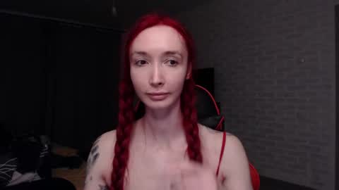 Snapshot of roxy_silver chatting on 05.23.26 Roxy online show from 05.23.26