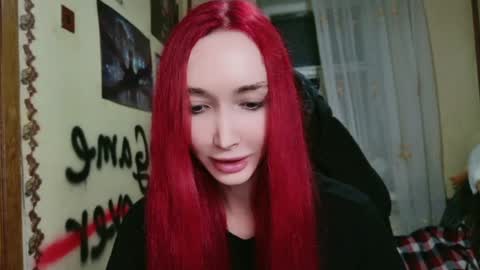 Snapshot of roxy_silver chatting on 05.28.26 Roxy online show from 05.28.26