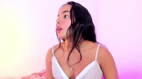 Snapshot of roxy_stone1 chatting on 02.04.26 roxy_stone1 online show from 02.04.26