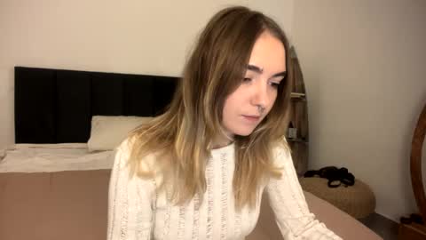 Roxy online show from 04.03.26