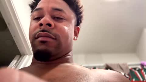 Snapshot of royal_sf chatting on 02.18.25 Royal SF online show from 02.18.25