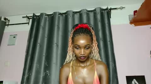 Softluxe online show from 04.15.26