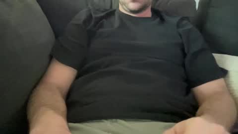 Snapshot of roythegil chatting on 12.30.24 roythegil online show from 12.30.24