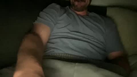 Snapshot of roythegil chatting on 10.19.25 roythegil online show from 10.19.25