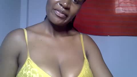 Snapshot of rozie34 chatting on 03.01.26 rozie34 online show from 03.01.26