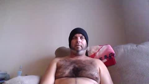 Snapshot of rubbingoneout714 chatting on 12.04.24 rubbingoneout714 online show from 12.04.24