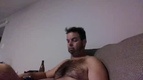 Snapshot of rubbingoneout714 chatting on 12.09.24 rubbingoneout714 online show from 12.09.24