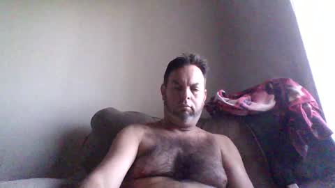 Snapshot of rubbingoneout714 chatting on 02.01.25 rubbingoneout714 online show from 02.01.25