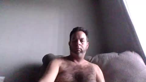 Snapshot of rubbingoneout714 chatting on 02.08.25 rubbingoneout714 online show from 02.08.25